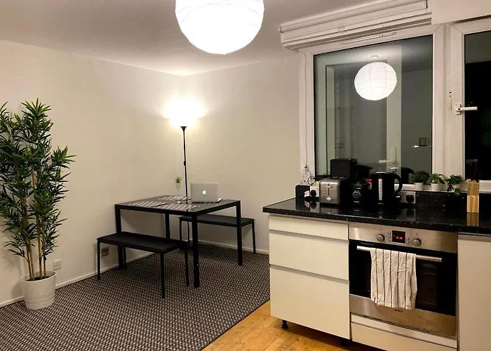 Spacious Room With City Skyline Views Close To London Eye