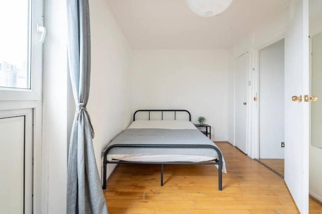 Spacious With Skyline Views Close To Eye Quarto em Acomodações Particulares Londres